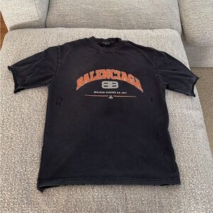 Balenciaga Maison Distressed T-Shirt SIZE XXS
